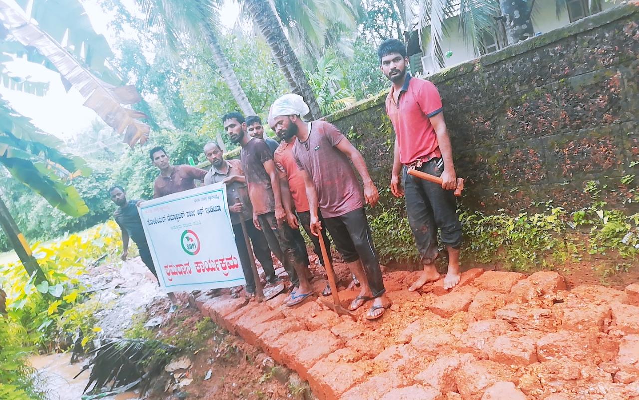 ಎಸ್‌ಡಿಪಿಐ ಅಡ್ಡೂರು ಗ್ರಾಮ ಸಮಿತಿಯಿಂದ ಶ್ರಮದಾನ