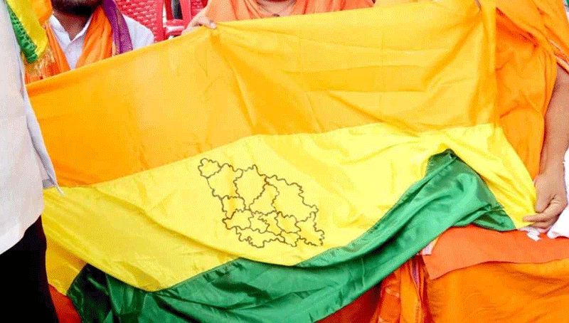 ಅಖಂಡ ಕರ್ನಾಟಕ ನಮಗೆ ಬೇಕಿಲ್ಲವೇ...? ಅಖಂಡ ಕರ್ನಾಟಕ ನಮಗೆ ಬೇಕಿಲ್ಲವೇ...?