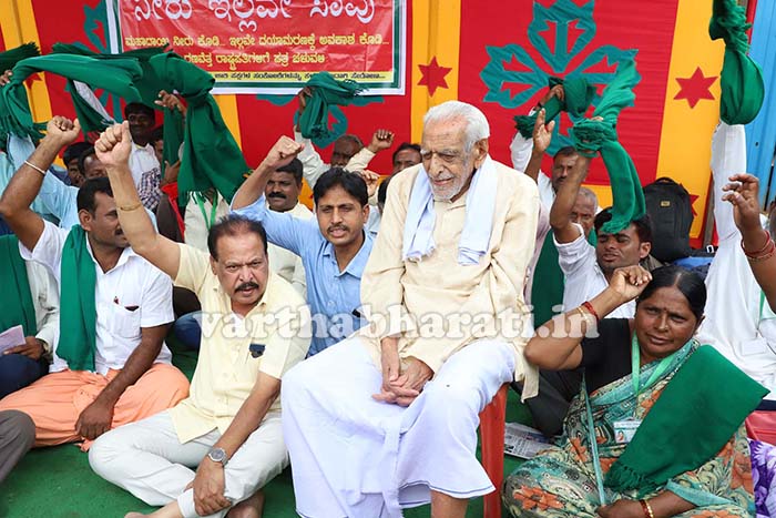 ನೀರು ಕೊಡಿ ಇಲ್ಲವೆ ದಯಾಮರಣ ಕೊಡಿ: ಮಹಾದಾಯಿ ಹೋರಾಟಗಾರರಿಂದ ರಾಷ್ಟ್ರಪತಿಗೆ ಪತ್ರ ಸಮರ