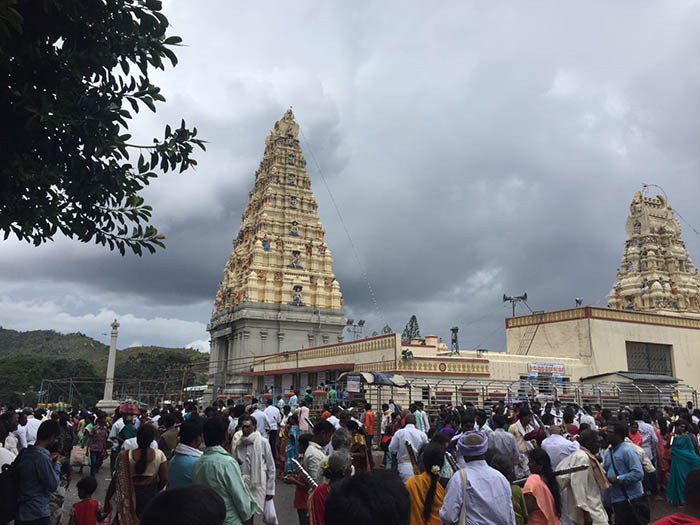 ಹನೂರು: ಭೀಮನ ಅಮಾವಾಸ್ಯೆ ಪ್ರಯುಕ್ತ ವಿಶೇಷ ಪೂಜೆ