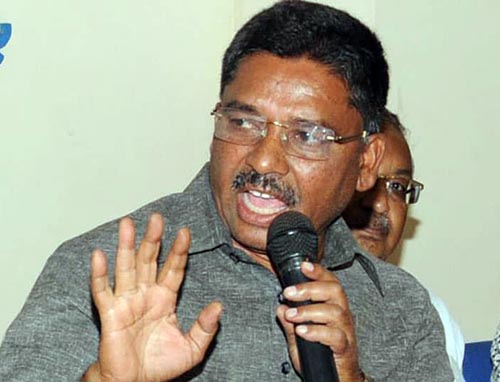 ಬಿಎಸ್‌ವೈಗೆ ಕೋರ್ಟ್‌ಗಳ ಕಪಾಳಮೋಕ್ಷ: ವಿ.ಎಸ್ ಉಗ್ರಪ್ಪ