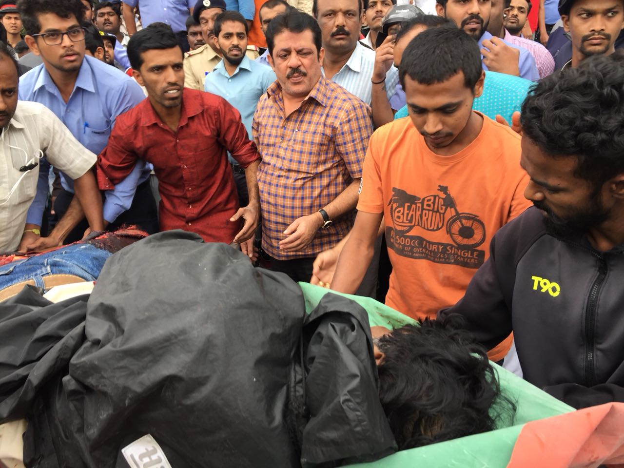 ಮಾನವೀಯತೆ ಮೆರೆದ ಸಚಿವ ಝಮೀರ್‌ ಅಹ್ಮದ್