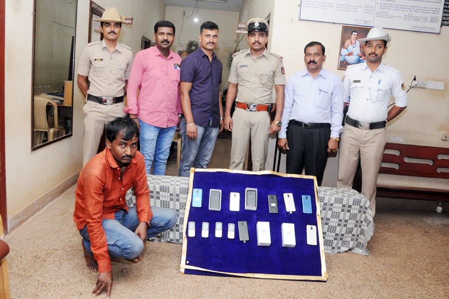 ಪಾರ್ಸೆಲ್ ನೀಡದೆ ವಂಚನೆ: ಆರೋಪಿ ಬಂಧನ