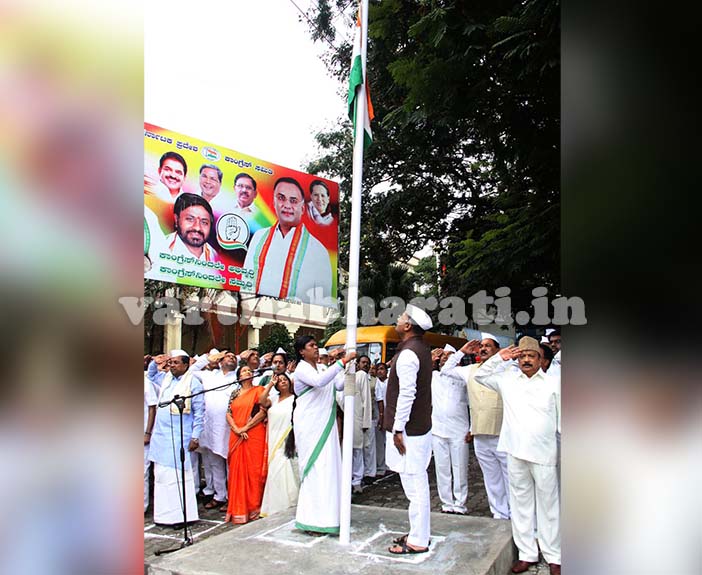 ಮೂಲಭೂತ ಸ್ವಾತಂತ್ರ್ಯ ಕಸಿಯುತ್ತಿರುವ ಕೇಂದ್ರ ಸರಕಾರ: ದಿನೇಶ್‌ ಗುಂಡೂರಾವ್