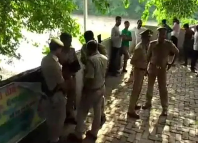 ದೇವಸ್ಥಾನದಲ್ಲಿ ಅರ್ಚಕರ ಕೊಲೆ: ಪೊಲೀಸರಿಗೆ ಗಡುವು ನೀಡಿದ ಆದಿತ್ಯನಾಥ್