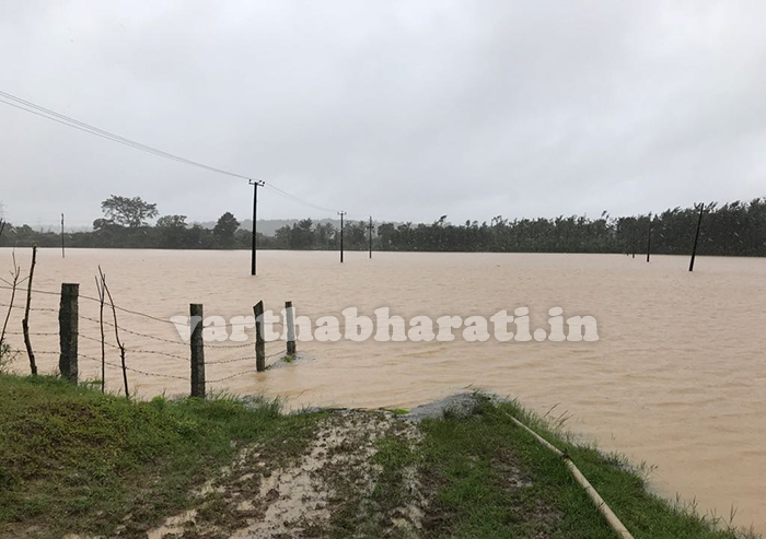 ನಿಲ್ಲದ ವರುಣನ ಆರ್ಭಟ: ಹೊರ ಪ್ರದೇಶಗಳ ಸಂಪರ್ಕ ಕಳೆದು ದ್ವೀಪದಂತಾದ ಕೊಡಗು