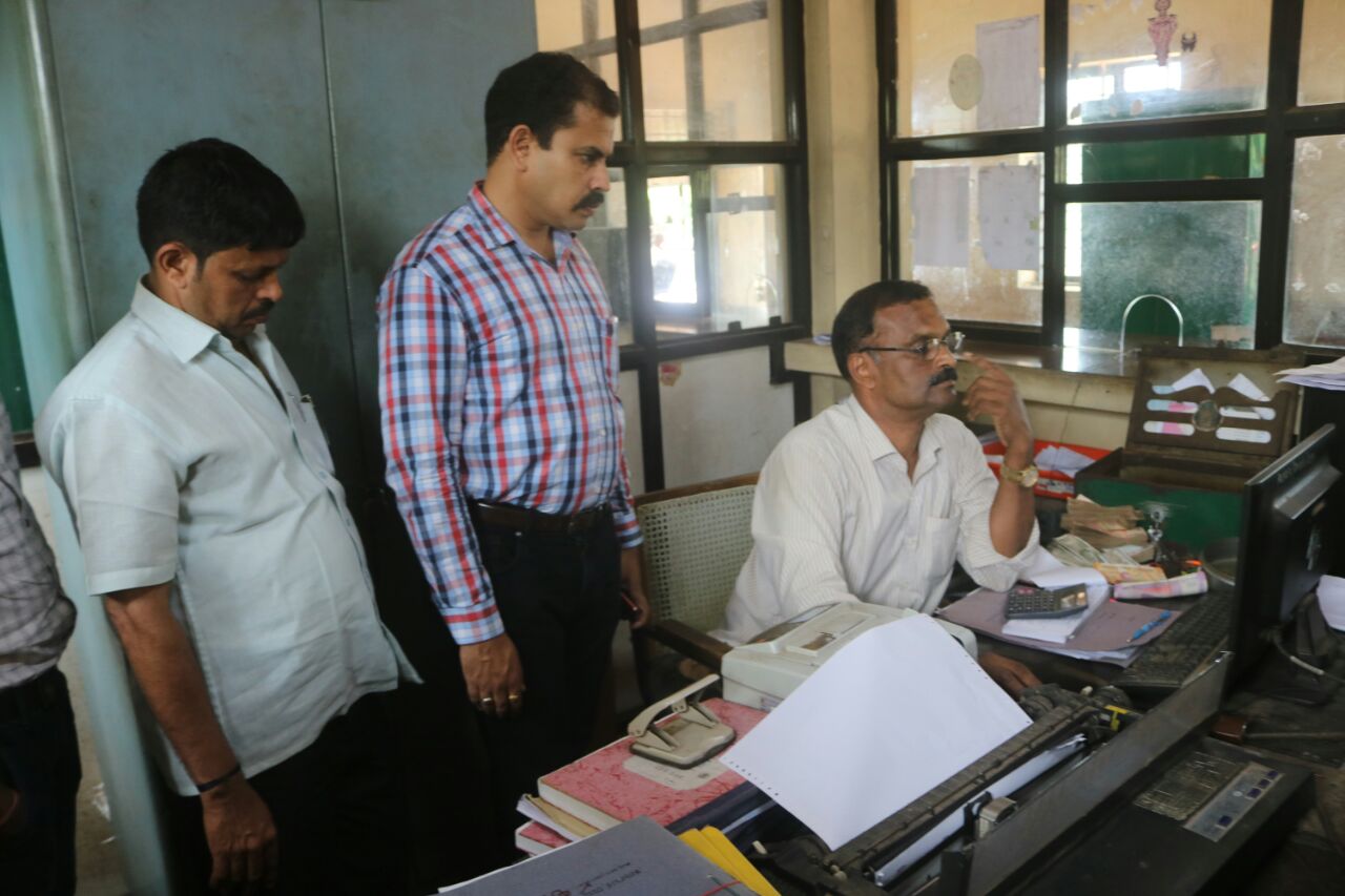 ಪುತ್ತೂರು: ಭ್ರಷ್ಟಾಚಾರ ನಿಗ್ರಹ ದಳದಿಂದ ಕೆಎಸ್ಆರ್ಟಿಸಿ ಘಟಕಕ್ಕೆ ದಾಳಿ