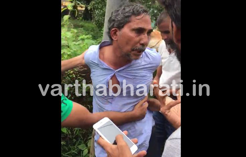 ಗುರುಕಂಬಳ: ಮಕ್ಕಳ ಕಳ್ಳನೆಂಬ ಶಂಕೆಯಲ್ಲಿ ವ್ಯಕ್ತಿಯನ್ನು ಕಂಬಕ್ಕೆ ಕಟ್ಟಿಹಾಕಿ ಥಳಿಸಿದರು !