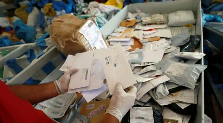 ಬರೋಬ್ಬರಿ 8 ವರ್ಷಗಳ ಬಳಿಕ ತಲುಪಿದ ಅಂಚೆ ಪತ್ರಗಳು !