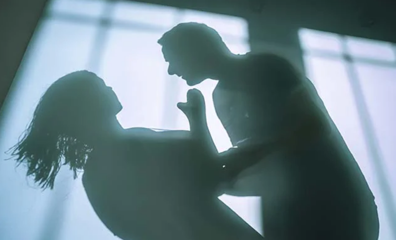 ಮಹಿಳೆಯರಿಬ್ಬರಿಗೆ ಲೈಂಗಿಕ ಕಿರುಕುಳ: ದೇವಸ್ಥಾನದ ಅರ್ಚಕ ಶರಣಾಗತಿ