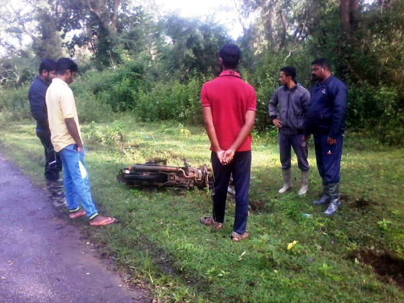 ಮಡಿಕೇರಿ: ಕಾಡಾನೆ ದಾಳಿಗೆ ಓರ್ವನ ಸ್ಥಿತಿ ಗಂಭೀರ