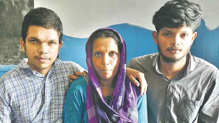 ಕೇರಳ ಪ್ರವಾಹ: ಬಕ್ರೀದ್ ಆಚರಣೆಗೆ ಮನೆಯೇ ಇಲ್ಲದೆ ನಿರಾಶ್ರಿತರ ಶಿಬಿರದಲ್ಲೇ ಉಳಿದ ಮೈಮೂನಾ