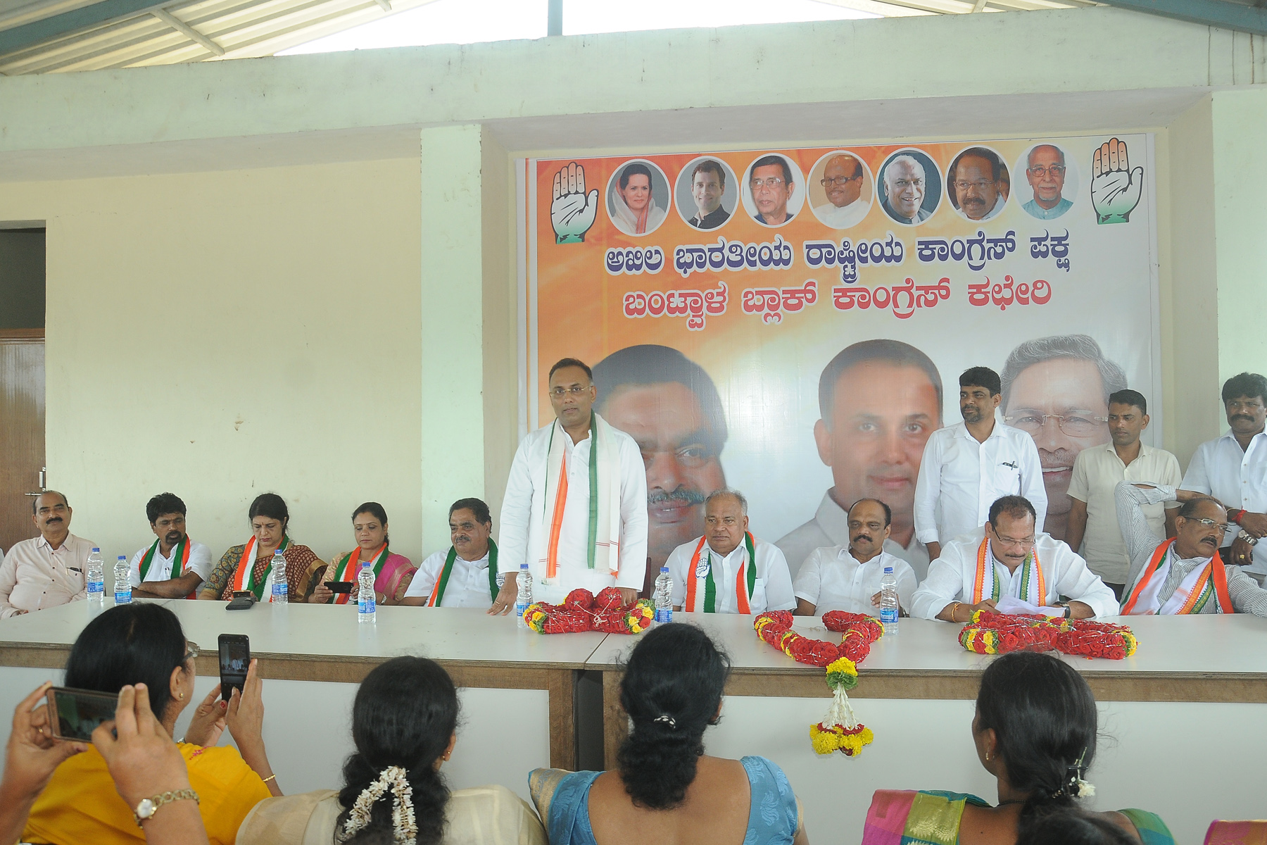 ದ.ಕ.ಜಿಲ್ಲೆ ಕೇಸರಿಮಯವಾಗುವುದನ್ನು ತಡೆಯಲು ಪ್ರತಿಯೊಂದು ಮತವೂ ಅತ್ಯಗತ್ಯ: ದಿನೇಶ್ ಗುಂಡೂರಾವ್