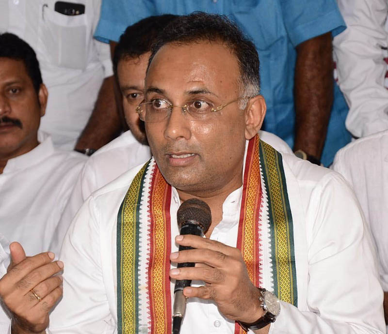 ರಾಜ್ಯ ಸರಕಾರವನ್ನು ಉರುಳಿಸಲು ಪ್ರಯತ್ನಿಸುತ್ತಿರುವುದು ಬಿಜೆಪಿ: ದಿನೇಶ್ ಗುಂಡೂರಾವ್ ಹೇಳಿಕೆ