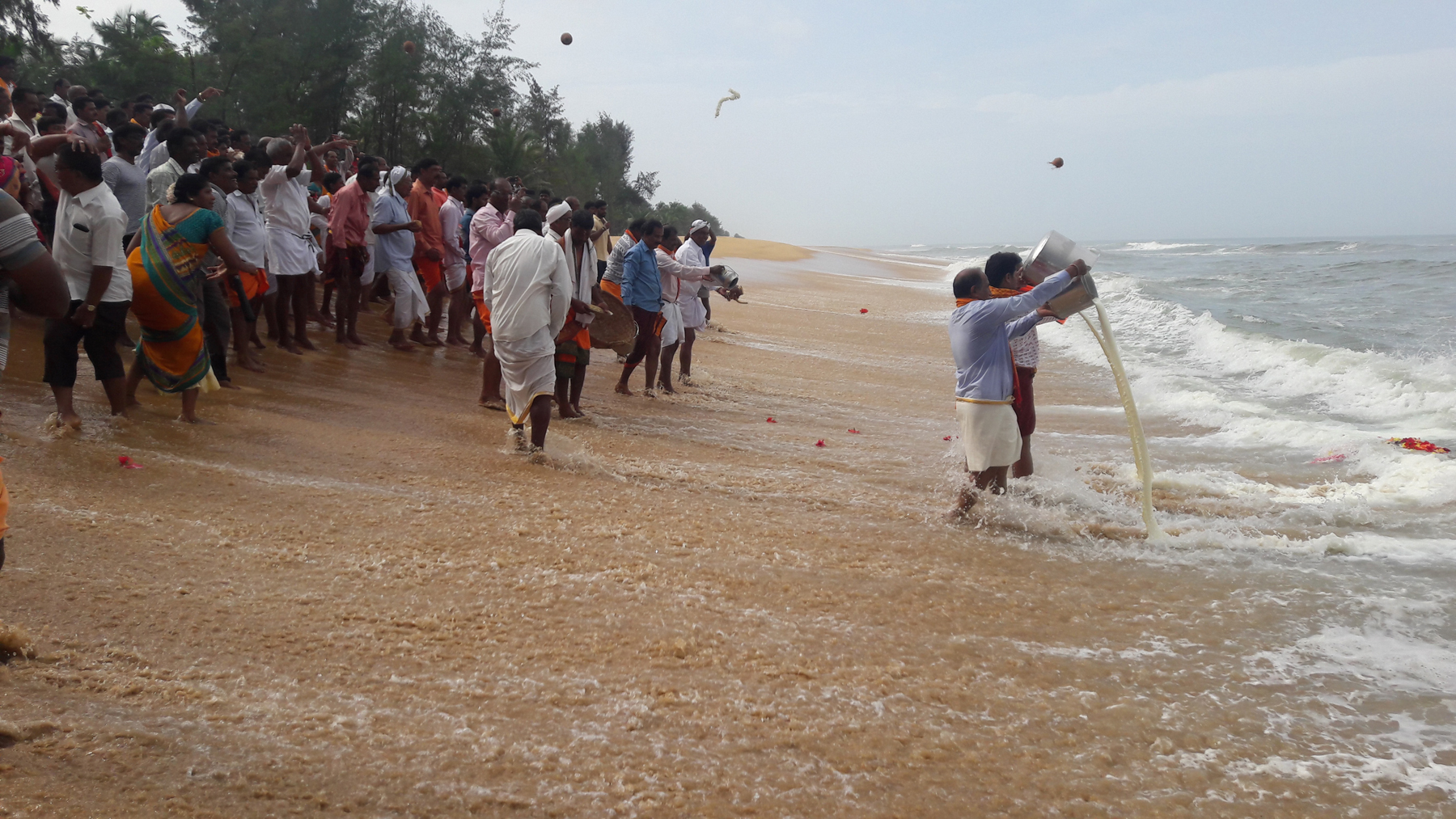 ಪಡುಬಿದ್ರೆ: ಮತ್ಸ್ಯ ಸಮೃದ್ಧಿಗಾಗಿ ಸಮುದ್ರ ಪೂಜೆ