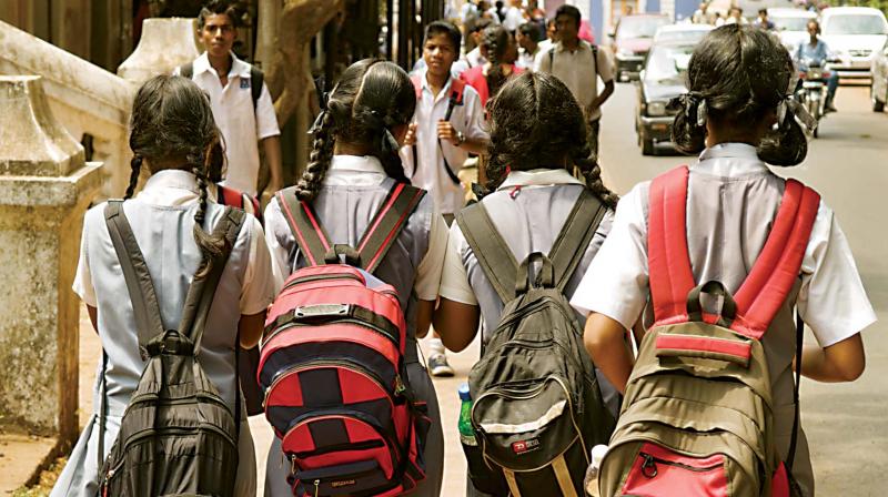 ಕೇರಳ: ಶಾಲೆ ಕಾಲೇಜುಗಳು ಪುನರಾರಂಭ