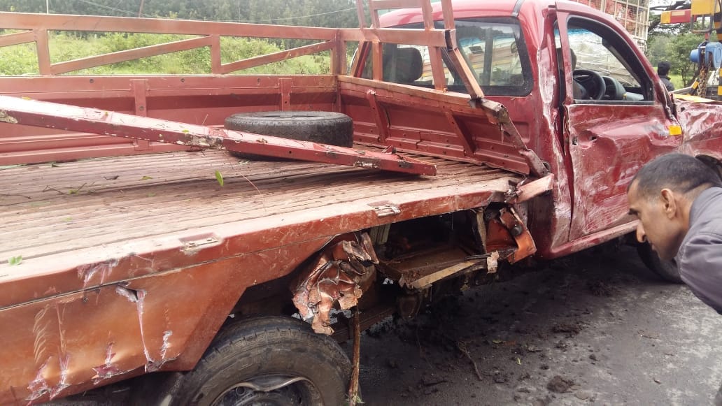 ಚಿಕ್ಕಮಗಳೂರು: ಅಪಘಾತದಿಂದ ಬೆಳಕಿಗೆ ಬಂದ ಶ್ರೀಗಂಧ ಕಳ್ಳ ಸಾಗಣೆ; 5 ಲಕ್ಷ ರೂ. ಮೌಲ್ಯದ ಶ್ರೀಗಂಧ ವಶಕ್ಕೆ