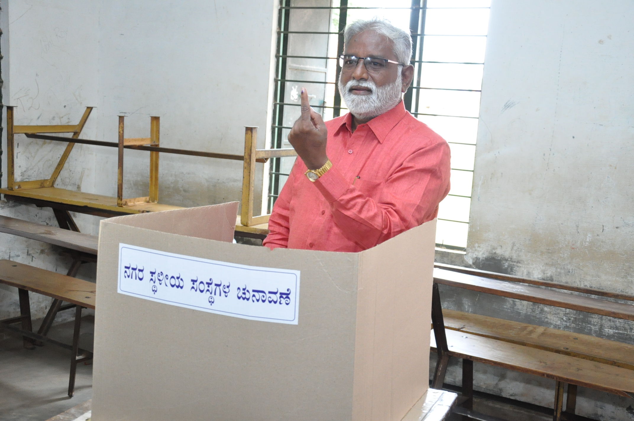 ಕೊಳ್ಳೇಗಾಲ: ನಗರಸಭೆ ಚುನಾವಣೆ ಬಹುತೇಕ ಶಾಂತಿಯುತ; ಶೇ.72.52 ರಷ್ಟು ಮತದಾನ