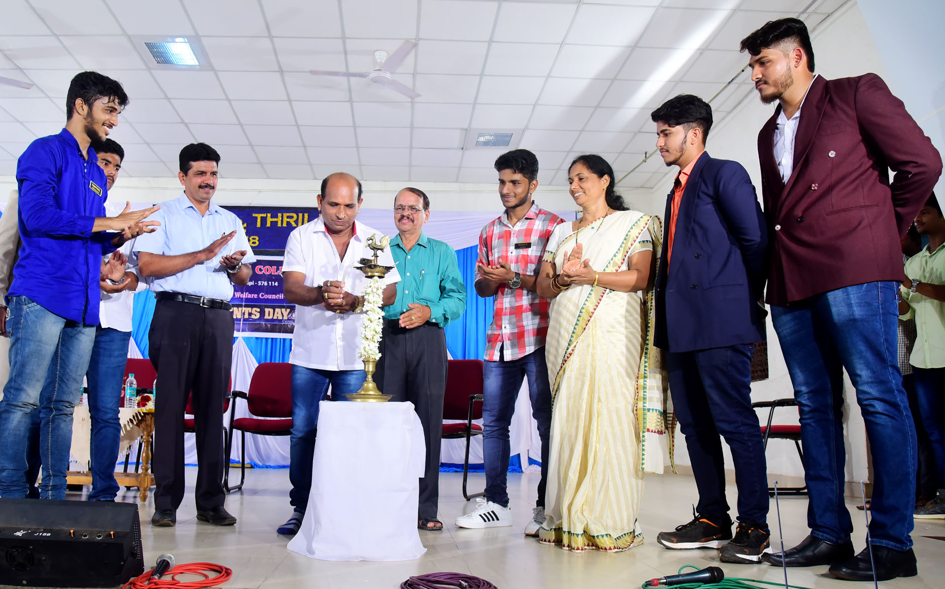 ಪ್ರತಿಭೆ ಅನಾವರಣಗೊಳಿಸಿ ಬದುಕಿನಲ್ಲಿ ಯಶಸ್ವಿಯಾಗಿ: ಬೋಳಾರ್