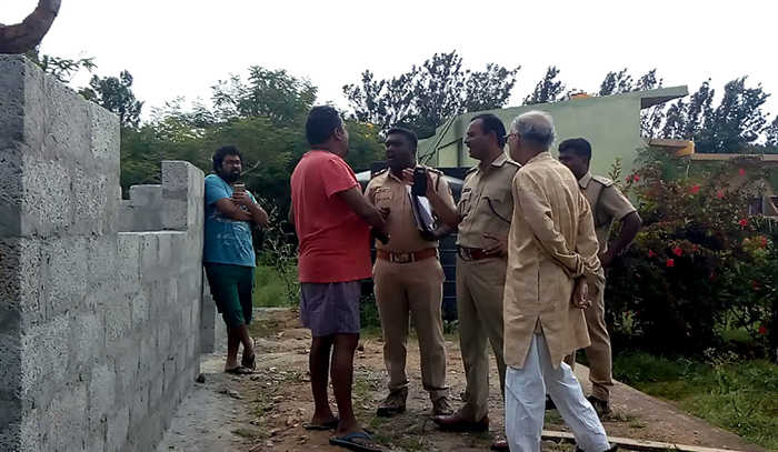 ಗುಂಡ್ಲುಪೇಟೆ: ನೊಟೀಸ್ ನೀಡಲು ಹೋಗಿದ್ದ ಅರಣ್ಯಾಧಿಕಾರಿ ಮೇಲೆ ಹಲ್ಲೆಗೆ ಯತ್ನ; ಆರೋಪ