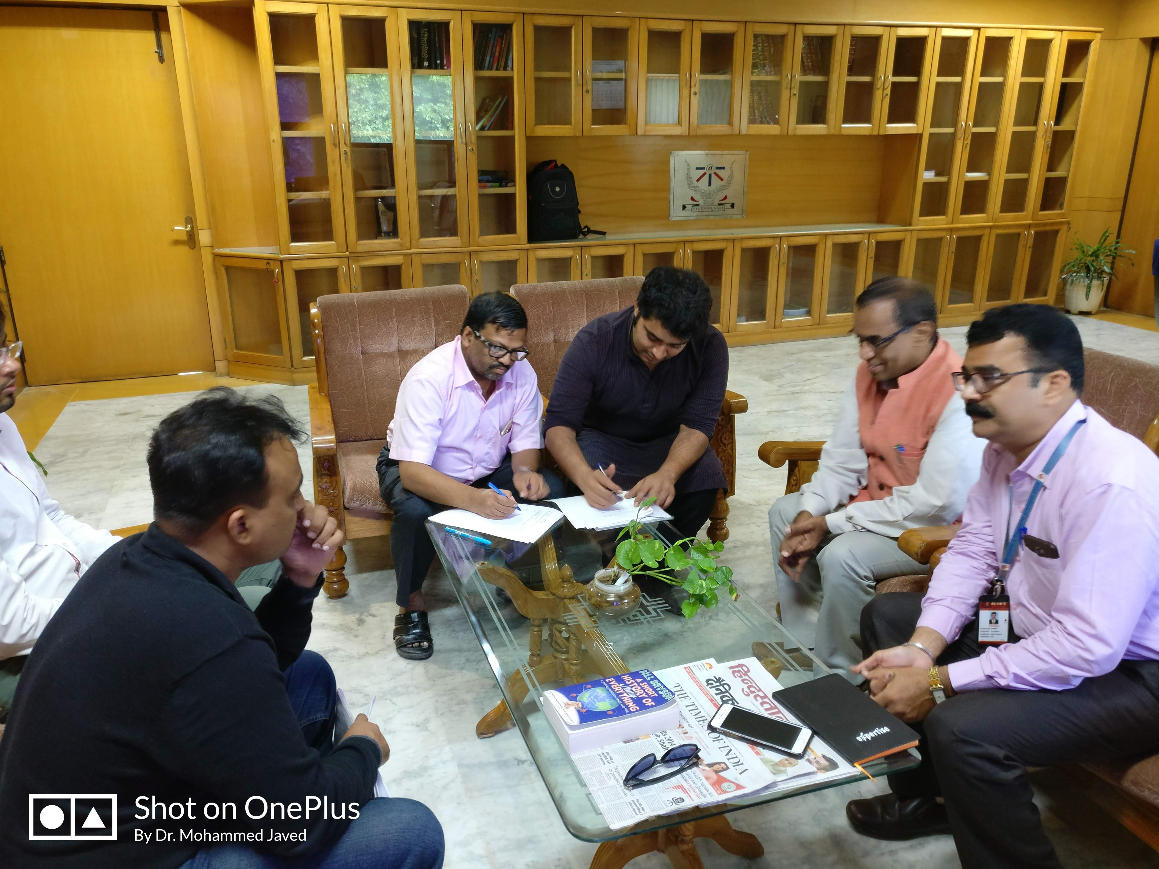 ಆಳ್ವಾಸ್ ಇಂಜಿನಿಯರಿಂಗ್ ಕಾಲೇಜು - ಅಲಹಾಬಾದ್ ಐಐಐಟಿ ನಡುವೆ ಶೈಕ್ಷಣಿಕ ಒಡಂಬಡಿಕೆ