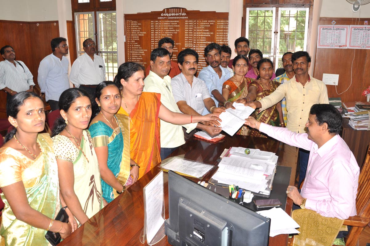 ಚಿಕ್ಕಮಗಳೂರು: ವಸತಿ ಗೃಹಗಳ ಮಾಲಕರಿಂದ ಕುಡಿಯುವ ನೀರಿಗೆ ತೊಂದರೆ: ಕ್ರಮಕ್ಕೆ ಒತ್ತಾಯಿಸಿ ಡಿಸಿಗೆ ಮನವಿ