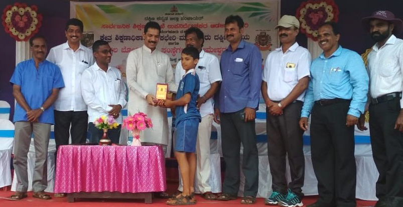 ಕಬಡ್ಡಿ: ಮನ್-ಶರ್ ಸ್ಕೂಲ್ ವಿದ್ಯಾರ್ಥಿ ಮೈಸೂರು ವಿಭಾಗೀಯ ಮಟ್ಟಕ್ಕೆ ಆಯ್ಕೆ