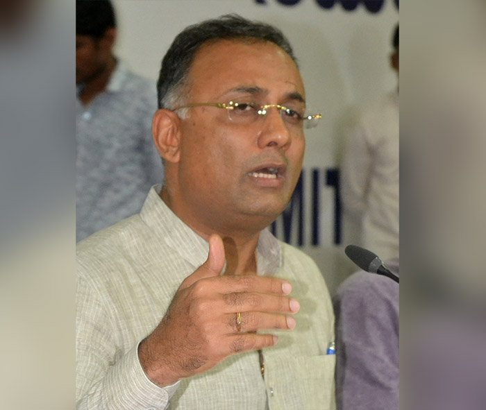 ಬಿಎಸ್‌ವೈ, ಈಶ್ವರಪ್ಪ, ಪ್ರಭಾಕರ್ ಕೋರೆ ‘ಕಿಂಗ್‌ಪಿನ್’ಗಳು: ದಿನೇಶ್‌ ಗುಂಡೂರಾವ್