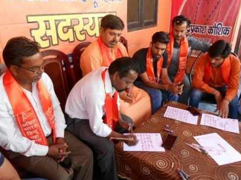 ಪ್ರಧಾನಿ ಮೋದಿಯಿಂದ ವೋಟ್ ಬ್ಯಾಂಕ್ ರಾಜಕೀಯ: ಹಿಂದೂ ಮಹಾಸಭಾ