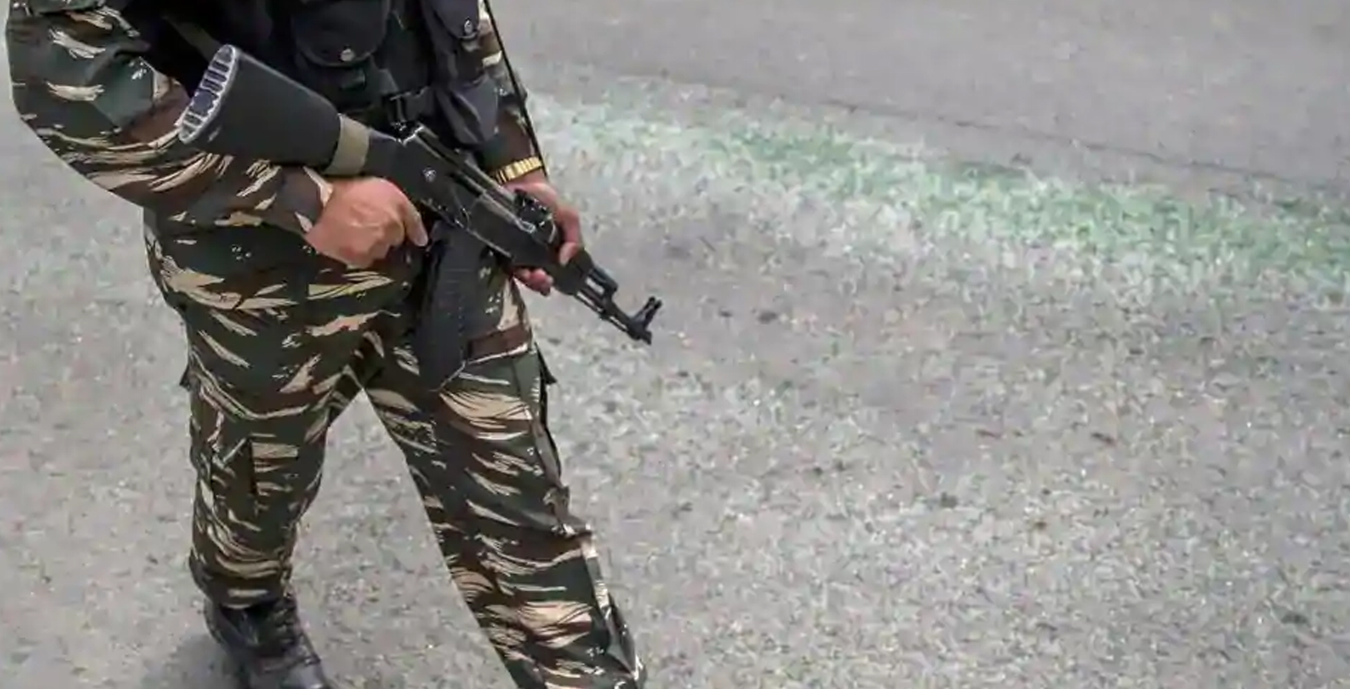 ಇಬ್ಬರು ಸಹೋದ್ಯೋಗಿಗಳನ್ನು ಹತ್ಯೆಗೈದು ತಾನೂ ಆತ್ಮಹತ್ಯೆ ಮಾಡಿಕೊಂಡ ಯೋಧ