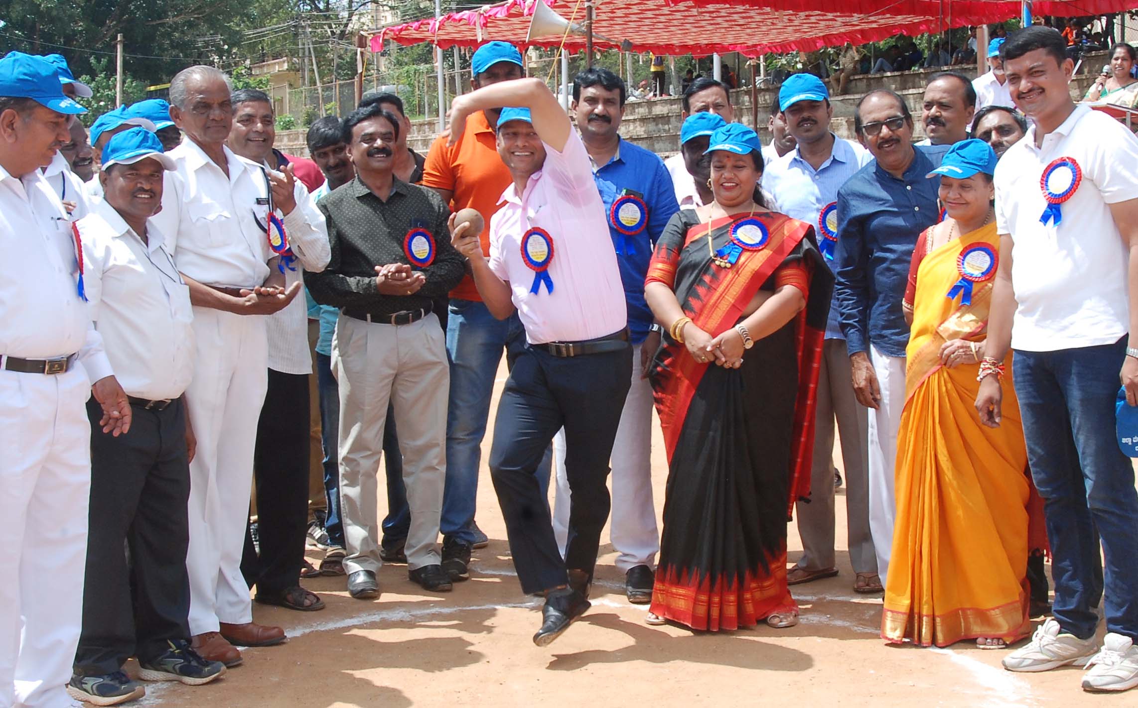 ಕ್ರೀಡೆಗಳಲ್ಲಿ ಭಾಗವಹಿಸುವುದರಿಂದ ದೈಹಿಕ, ಮಾನಸಿಕ ಆರೋಗ್ಯ ಸದೃಢ: ದಾವಣಗೆರೆ ಜಿಲ್ಲಾಧಿಕಾರಿ ಡಿ.ಎಸ್.ರಮೇಶ್