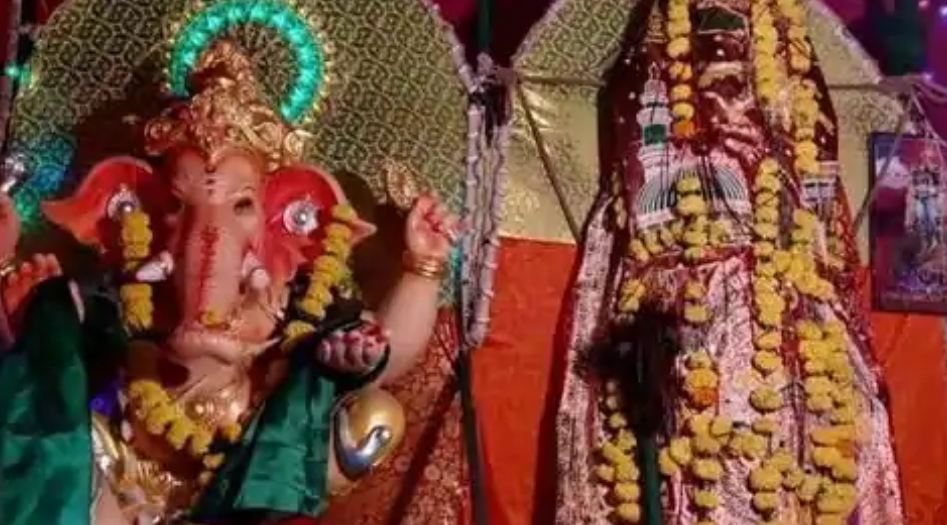 ಒಂದೇ ಛಾವಣಿಯಡಿ ಮುಹರ್ರಂ ಸವಾರಿ, ಗಣೇಶ ಮೂರ್ತಿ ಸ್ಥಾಪನೆ