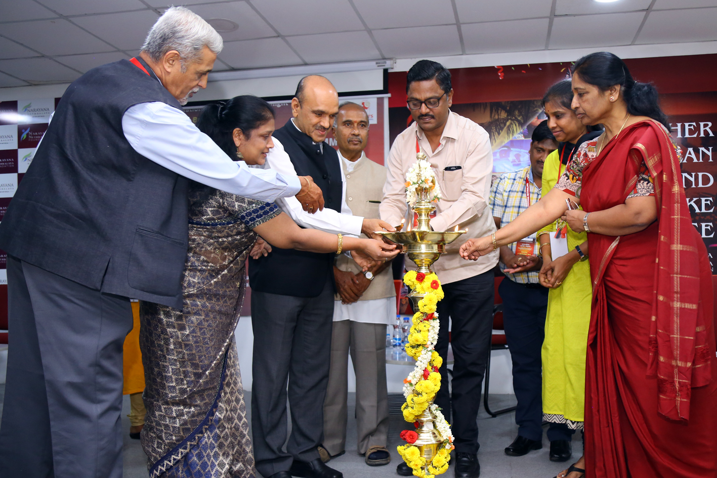 ಕಣ್ಣುಗಳ ದಾನದ ಪ್ರತಿಜ್ಞೆ ಕೈಗೊಳ್ಳಿ: ಡಾ.ಭುಜಂಗಶೆಟ್ಟಿ