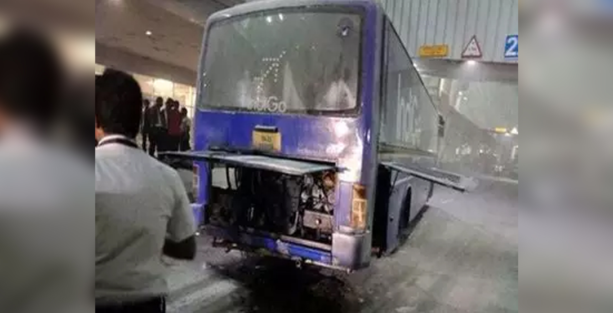 ಚೆನ್ನೈ: ಇಂಡಿಗೋ ಏರ್‌ಲೈನ್ಸ್ ಬಸ್‌ಗೆ ಬೆಂಕಿ