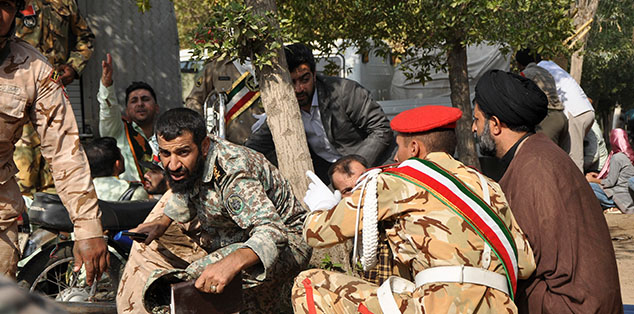 ಇರಾನ್: ವಾರ್ಷಿಕ ಮಿಲಿಟರಿ ಪರೇಡ್‌ನ ಮೇಲೆ ಬಂದೂಕುಧಾರಿಗಳಿಂದ ದಾಳಿ