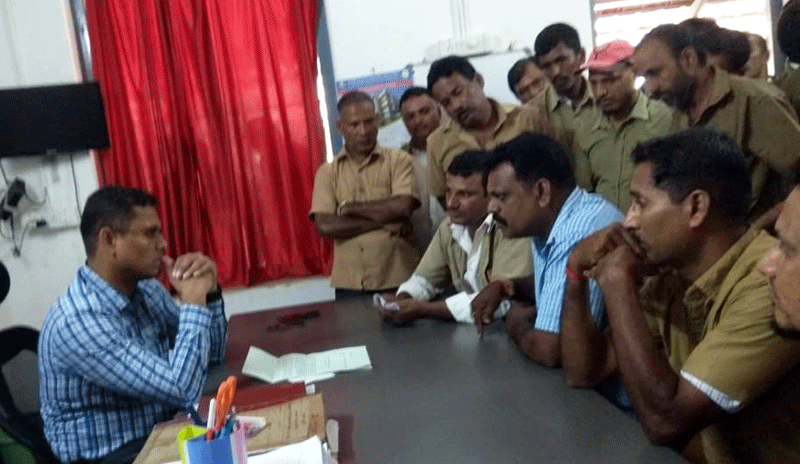 ಗ್ರಾಮಾಂತರ ಆಟೊ ರಿಕ್ಷಾಗಳಿಂದ ಸಮಸ್ಯೆ: ಬಿ.ಸಿ.ರೋಡಿನ ರಿಕ್ಷಾ ಚಾಲಕರಿಂದ ಎಎಸ್ಪಿಗೆ ದೂರು