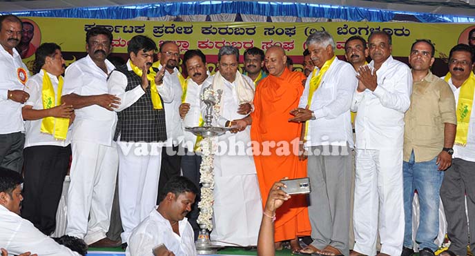 ಯಡಿಯೂರಪ್ಪ ಮುಖ್ಯಮಂತ್ರಿಯಾಗುವುದು ಹಗಲು ಕನಸು: ಸಿದ್ದರಾಮಯ್ಯ ವ್ಯಂಗ್ಯ