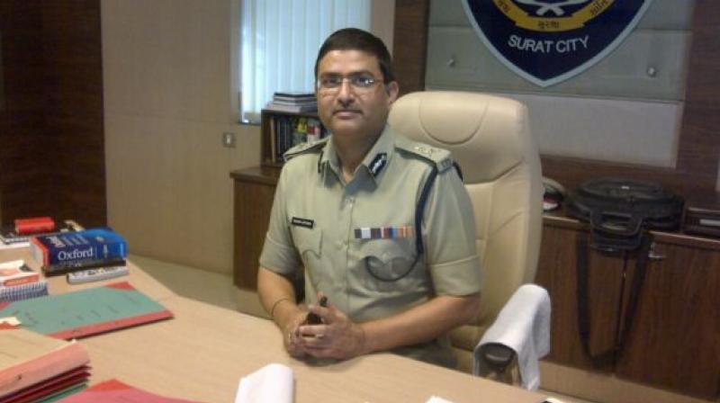 ತನ್ನ ವಿರುದ್ಧ ತನಿಖೆ ನಡೆಸುತ್ತಿರುವ ಅಧಿಕಾರಿಯ ವಿರುದ್ಧವೇ ದೂರು ನೀಡಿದ ಸಿಬಿಐ ನಿರ್ದೇಶಕ