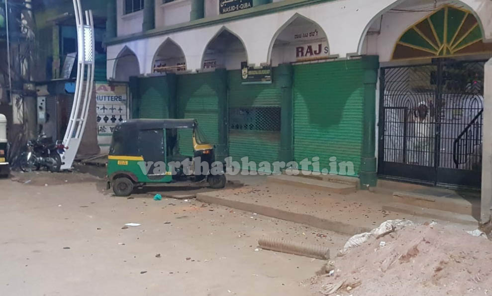 ಬೆಳಗಾವಿಯಲ್ಲಿ ಎರಡು ಕೋಮುಗಳ ನಡುವೆ ಘರ್ಷಣೆ: ಉದ್ವಿಗ್ನ ಪರಿಸ್ಥಿತಿ