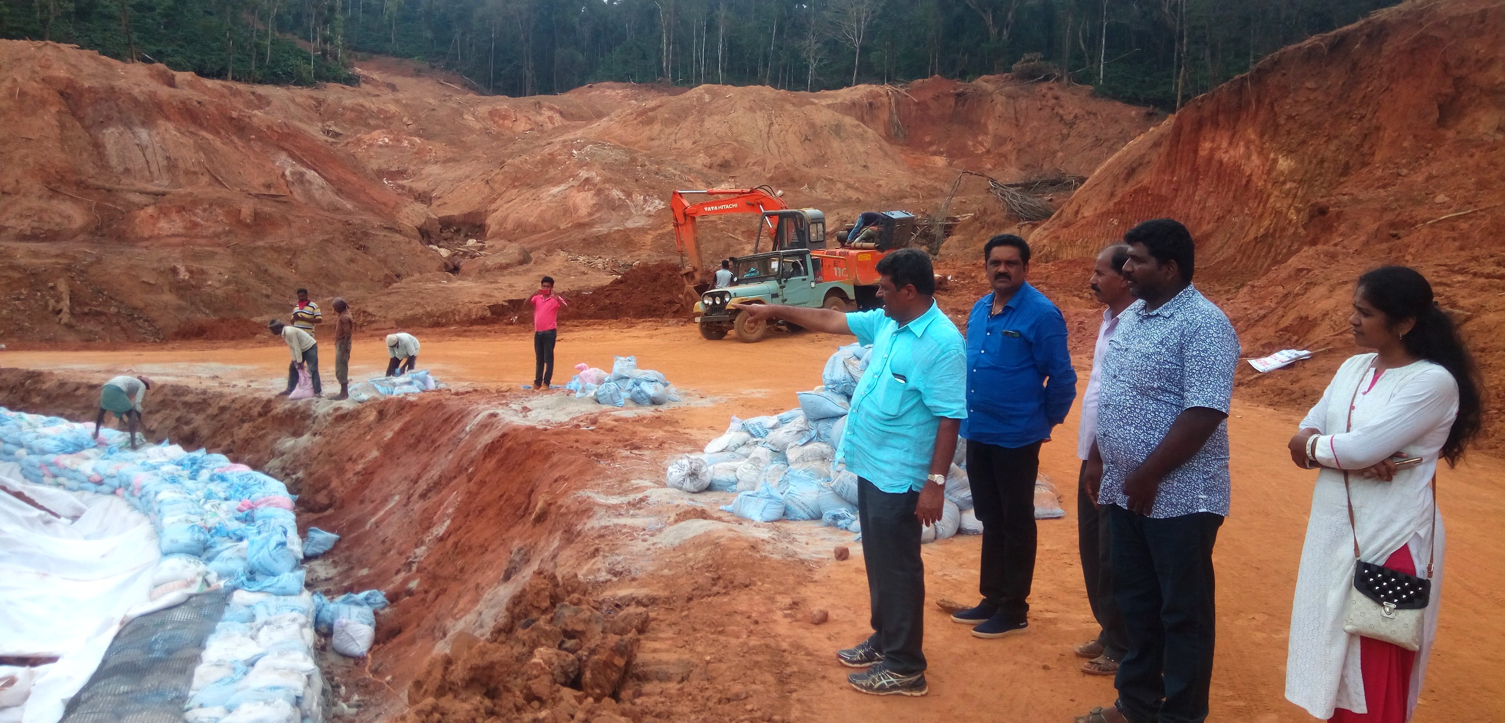 ಮಾದಾಪುರ-ಮಡಿಕೇರಿ ರಸ್ತೆ ಸಂಚಾರಕ್ಕೆ ತಾತ್ಕಾಲಿಕ ಚಾಲನೆ