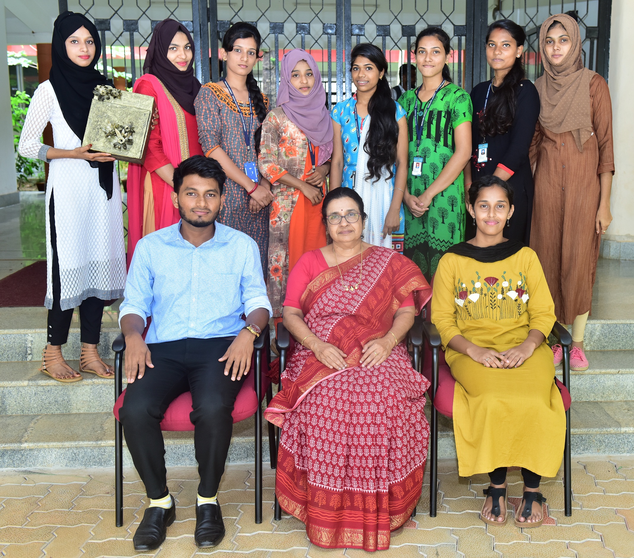 ವಿಶುವಲಿಂಗ್ ಟೆನ್ಯಾಸನ್’ ಸ್ಪರ್ಧೆ; ಮಂಗಳಗಂಗೋತ್ರಿ ಪದವಿ ವಿದ್ಯಾರ್ಥಿ ತಂಡಕ್ಕೆ ಪ್ರಶಸ್ತಿ