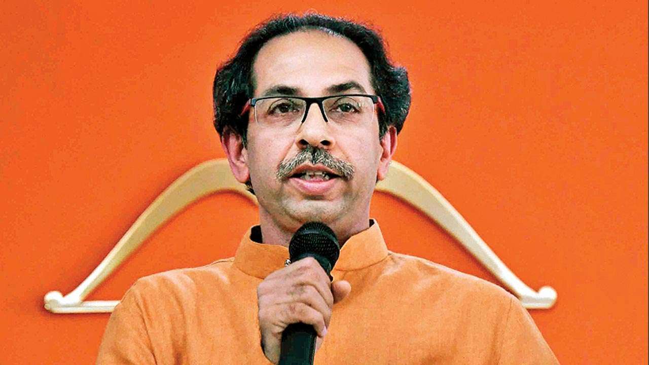 ಪಾರಿಕ್ಕರ್ ಅವರನ್ನು ಸಿಎಂ ಹುದ್ದೆಯಲ್ಲಿ ಮುಂದುವರಿಸಿರುವುದು ಬಿಜೆಪಿಯ ಕ್ರೂರ ರಾಜಕೀಯ: ಶಿವಸೇನೆ