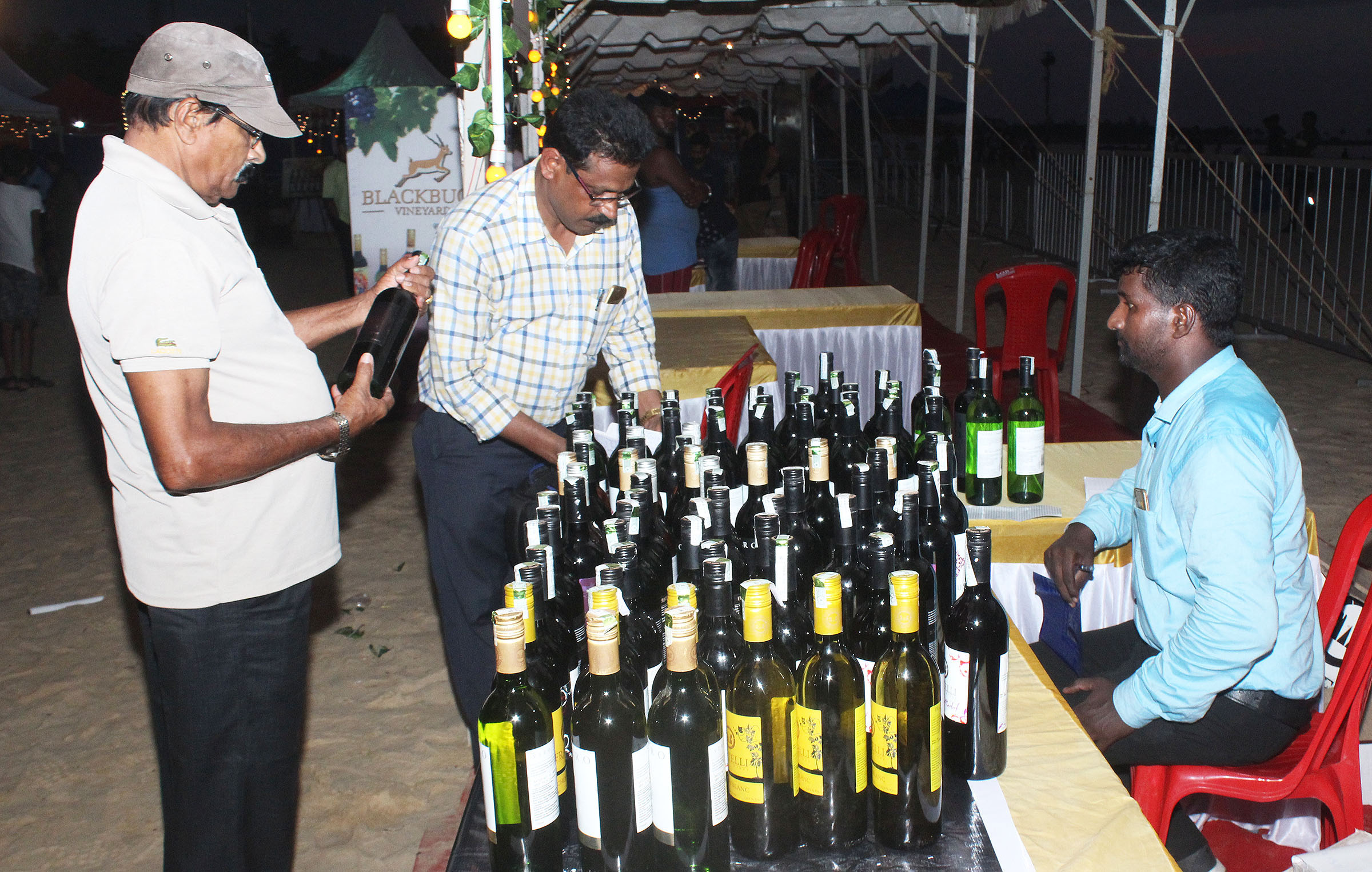 ಮಲ್ಪೆ ಬೀಚ್‌ನಲ್ಲಿ ವೈನ್ ಉತ್ಸವ: 200 ಬ್ರಾಂಡ್‌ಗಳ ಪ್ರದರ್ಶನ
