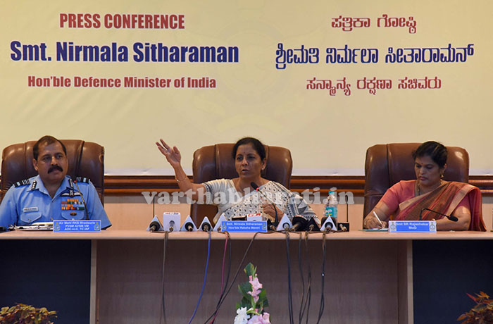 ರಫೇಲ್ ವಿಚಾರದಲ್ಲಿ ಕಾಂಗ್ರೆಸ್‌ನಿಂದ ಮೊಸಳೆ ಕಣ್ಣೀರು: ನಿರ್ಮಲಾ ಸೀತಾರಾಮನ್