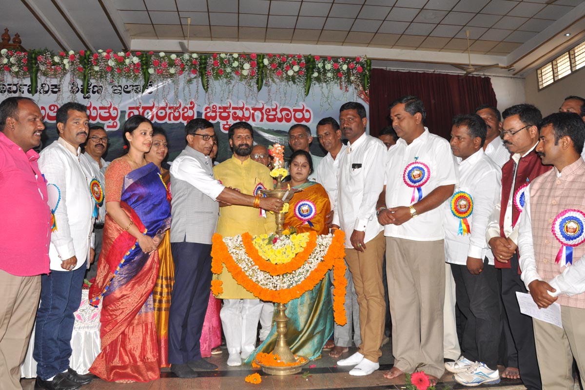 ಪ್ರಸಕ್ತ ಶಿಕ್ಷಣ ಮಾರಾಟದ ಸರಕಾಗಿದೆ: ವಿ.ಪ. ಸದಸ್ಯ ಭೋಜೇಗೌಡ