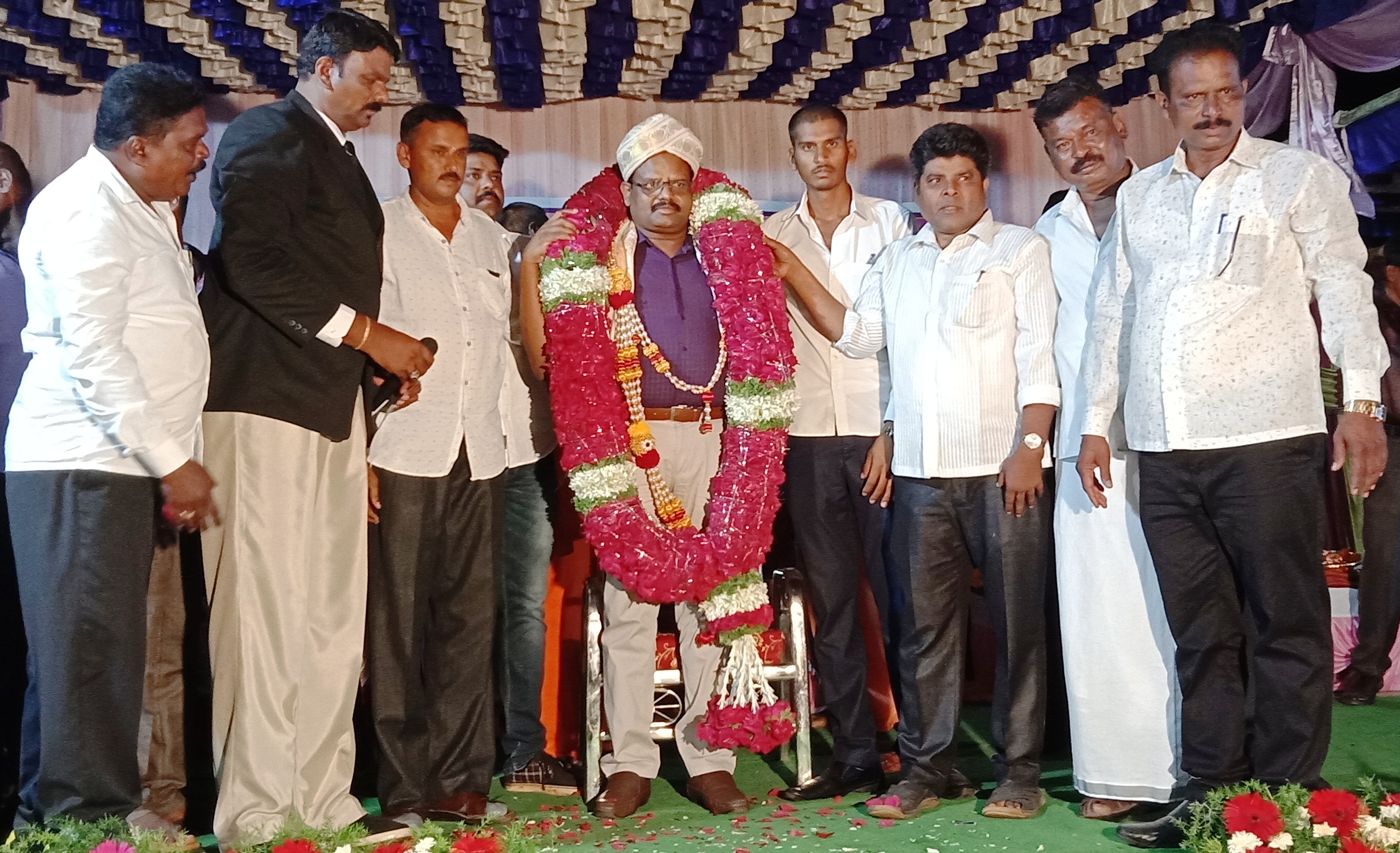 ಹನೂರು: ರಾಷ್ಟ್ರಪತಿ ಪದಕ ಪುರಸ್ಕೃತ ಎಸಿಪಿ ಸಿ.ಗೋಪಾಲ್ ರಿಗೆ ಸನ್ಮಾನ