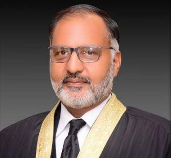 ಐಎಸ್‌ಐ ಟೀಕಿಸಿದ ಇಸ್ಲಾಮಾಬಾದ್ ಹೈಕೋರ್ಟ್ ನ್ಯಾಯಾಧೀಶರ ವಜಾ