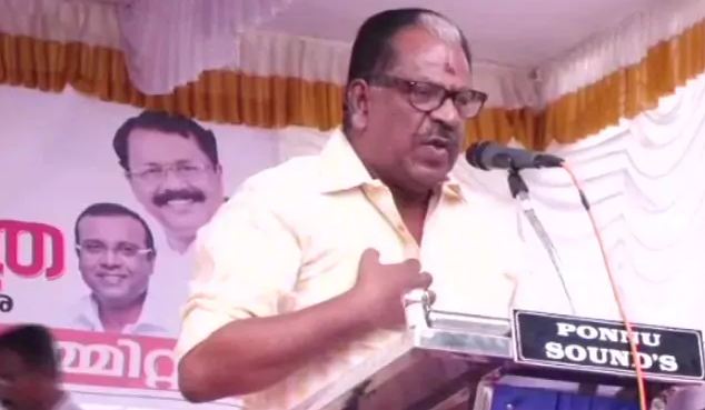 ಶಬರಿಮಲೆ ಪ್ರವೇಶಿಸುವ ಮಹಿಳೆಯರನ್ನು ಅರ್ಧಕ್ಕೆ ಸೀಳಬೇಕು: ನಟ ಕೊಲ್ಲಂ ತುಳಸಿ ವಿವಾದಿತ ಹೇಳಿಕೆ