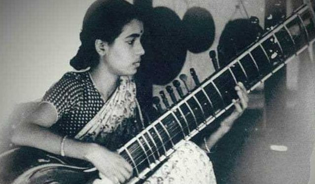 ಖ್ಯಾತ ಹಿಂದುಸ್ಥಾನಿ ಸಂಗೀತಗಾರ್ತಿ ಅನ್ನಪೂರ್ಣಾ ದೇವಿ ಇನ್ನಿಲ್ಲ