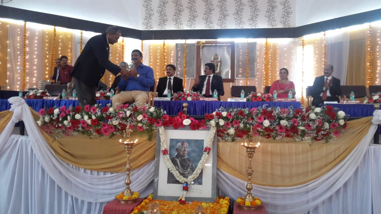 ಬೆಂಗಳೂರು ಕೊಡವ ಸಮಾಜದಲ್ಲಿ ಸಾಧಕರಿಗೆ ಸನ್ಮಾನ